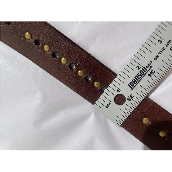 VTG Brown Leather TOOLED Belt Hippie Style 70s Women's Sz L Brass Buckle Studs - Picture 13 of 14